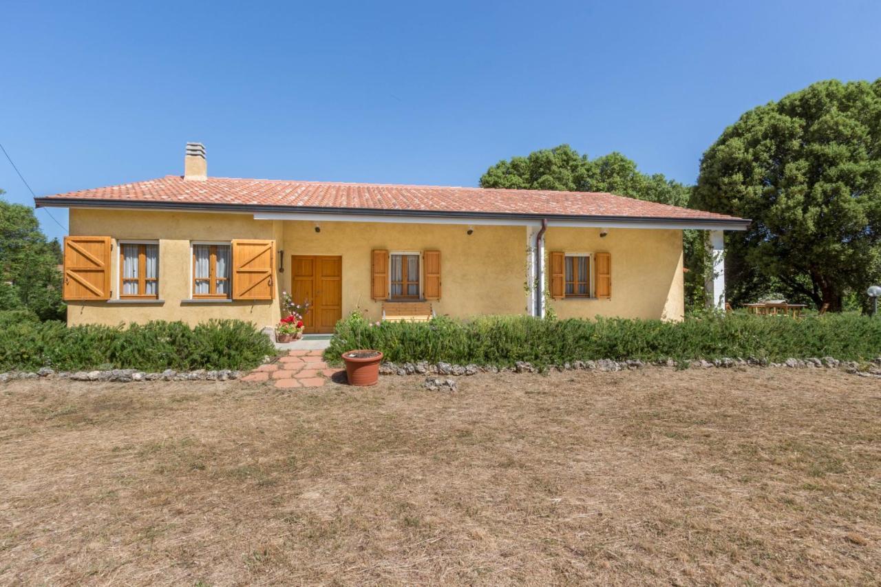 Su Pitiolu - Casa Vacanze Laconi Exterior photo